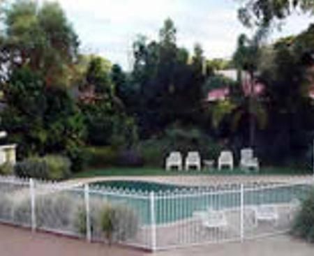 גורוקאן Lake Haven Motor Inn מראה חיצוני תמונה